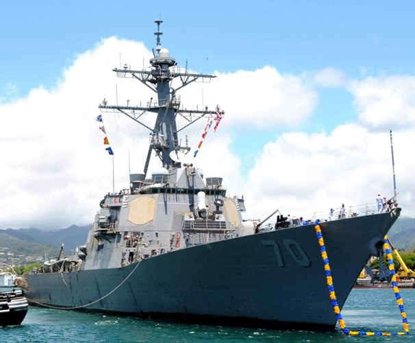 Tàu khu trục Mỹ vừa tiến gần Scarborough làm Trung Quốc nổi giận